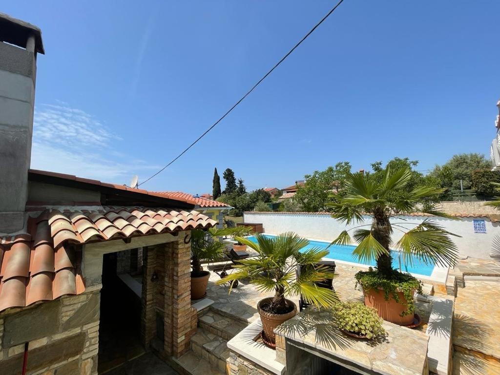 Holiday Home Bukovac Pula Luaran gambar