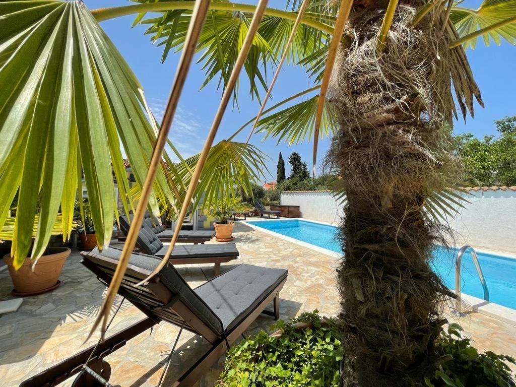 Holiday Home Bukovac Pula Luaran gambar
