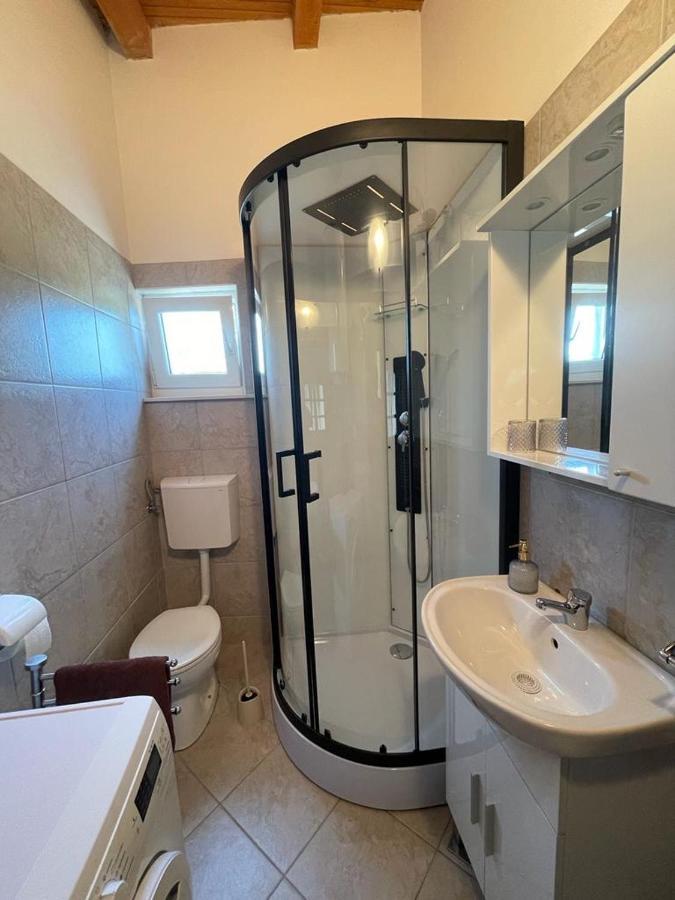 Holiday Home Bukovac Pula Luaran gambar