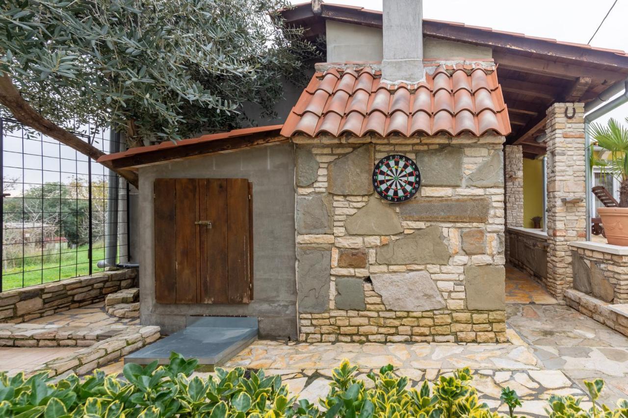 Holiday Home Bukovac Pula Luaran gambar