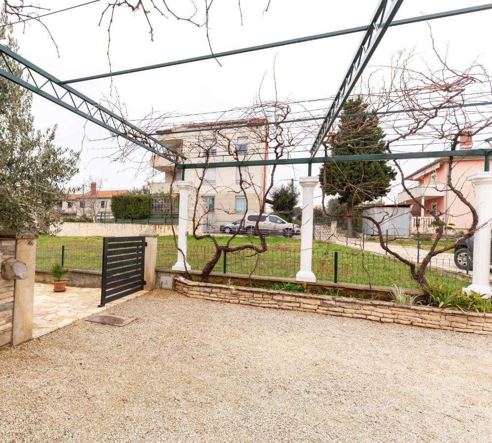 Holiday Home Bukovac Pula Luaran gambar