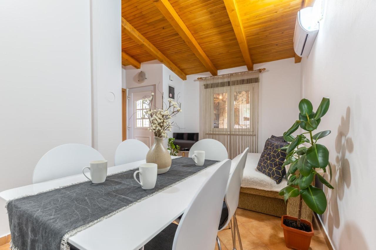 Holiday Home Bukovac Pula Luaran gambar